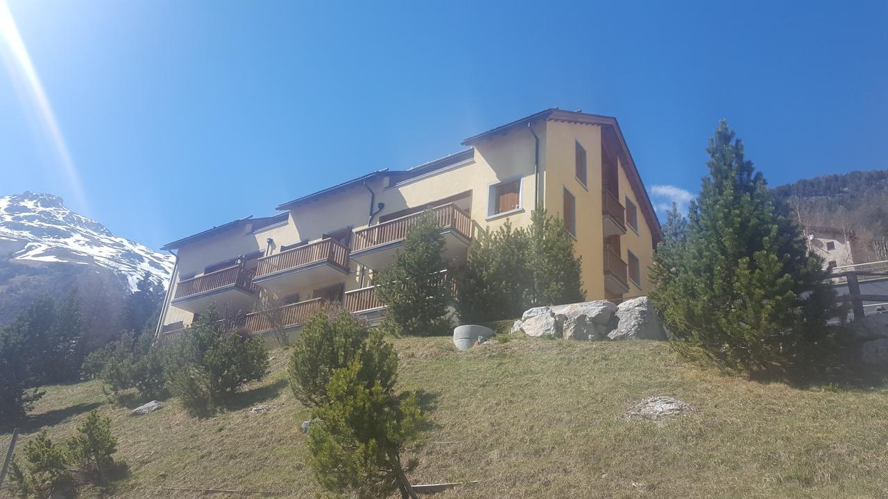 Relaxing Confortable Studio, Heated Garage, Skiroom Samedan Exteriör bild